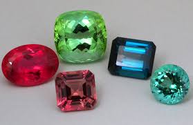 GEMMOLOGY